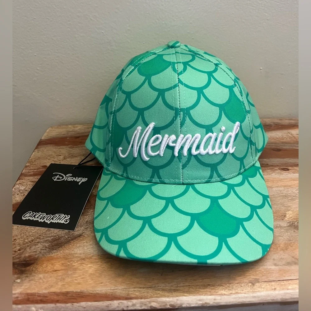Cakeworthy x Disney Princess Little Mermaid Ariel Scale Hat